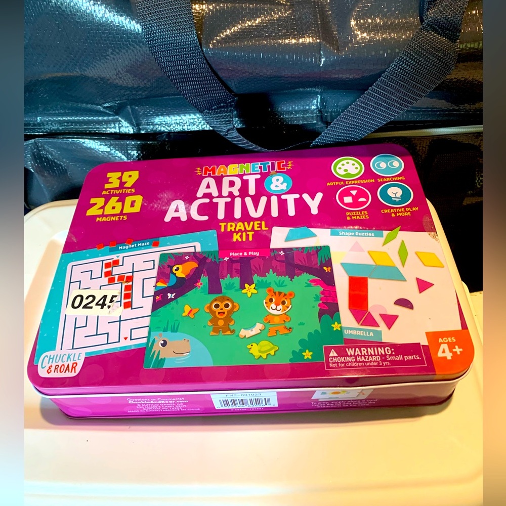 Magnetic kids travel set and art Activity Set Complete With Accessories